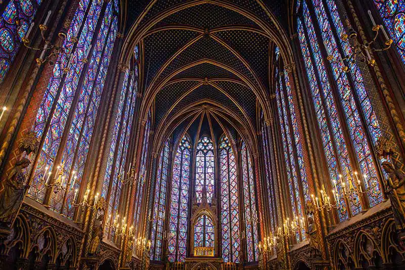 Visit Sainte-Chapelle in Paris Visit Sainte-Chapelle in Paris